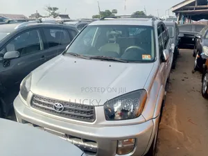 Toyota RAV4 2004 Silver