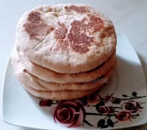Turkish Flatbread (6pcs) With Sauce