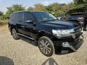 Toyota Land Cruiser 5.7 V8 VXR 2019 Black