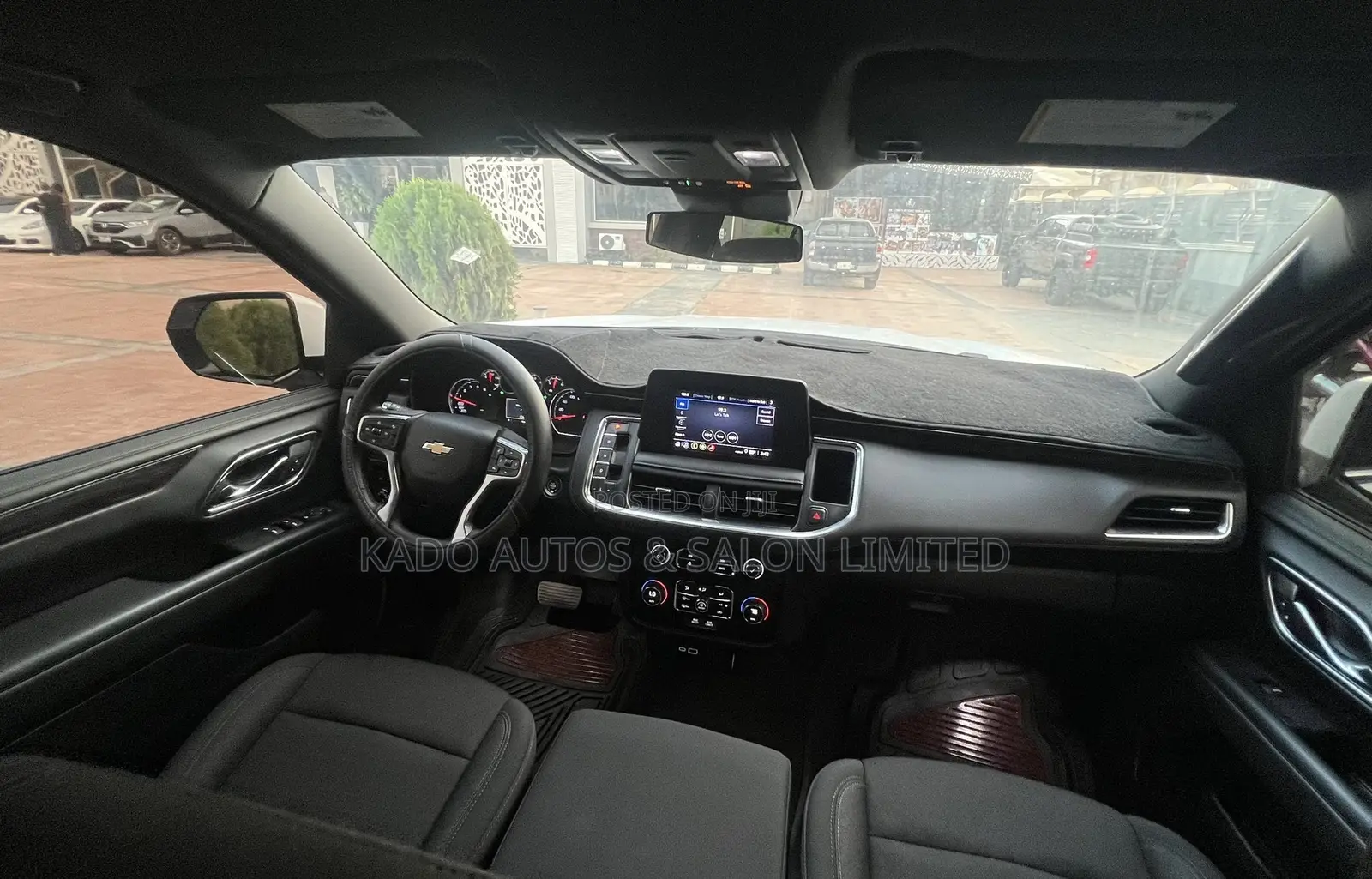 Chevrolet Tahoe 2024 White