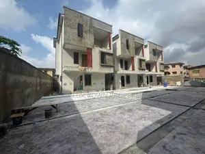 4bdrm Duplex in Ogba for sale