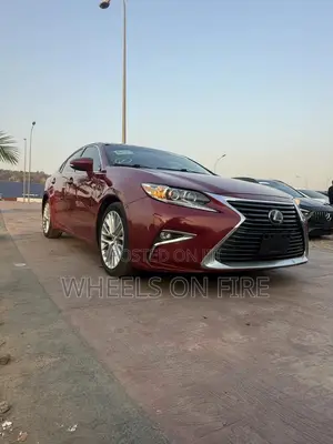 Lexus ES 250 2016 Red
