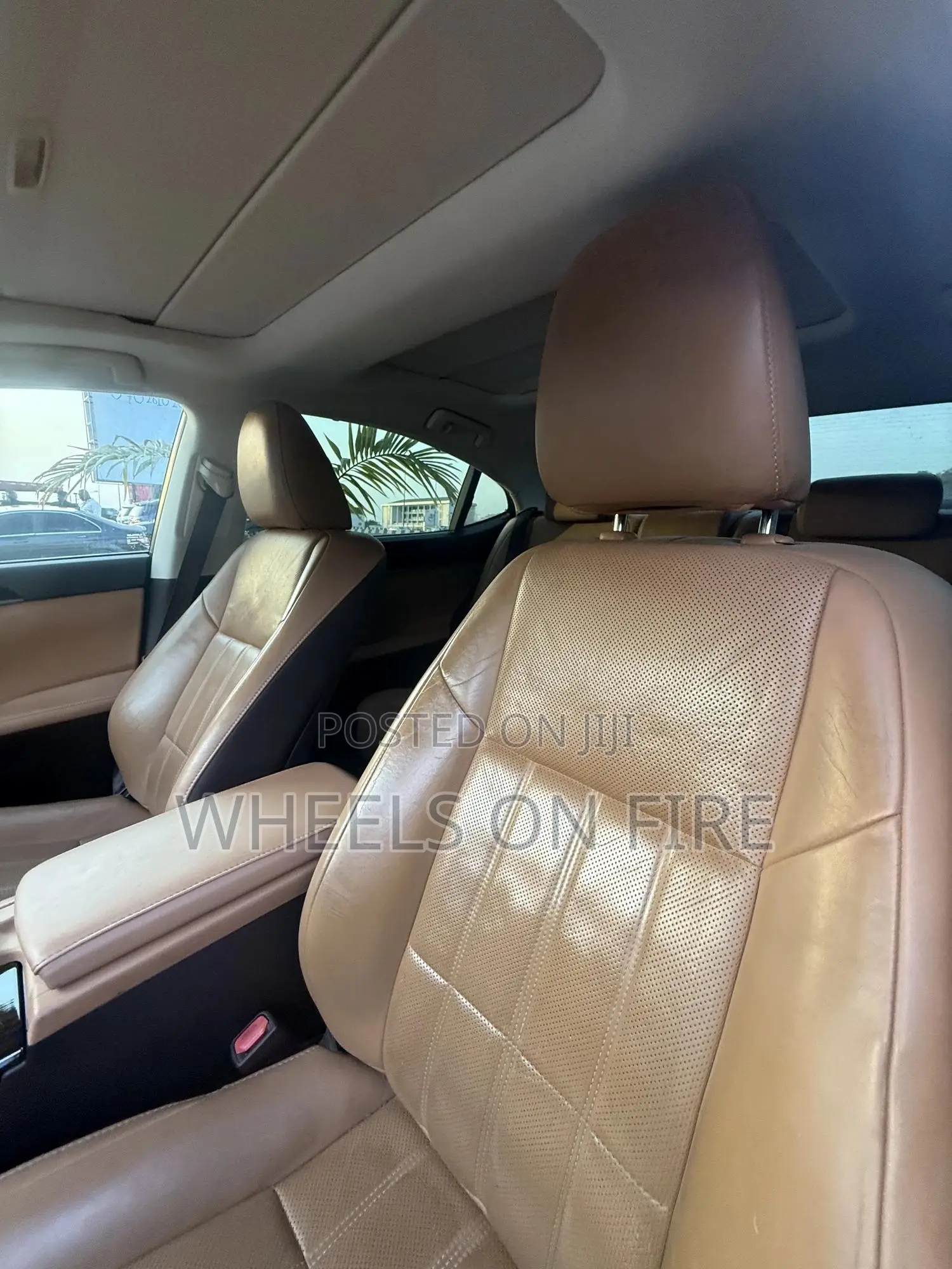 Lexus ES 250 2016 Red