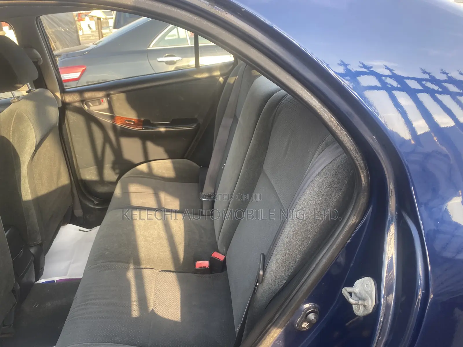 Toyota Corolla LE 2004 Blue