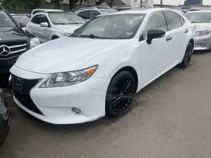 Lexus ES 350 FWD 2014 White