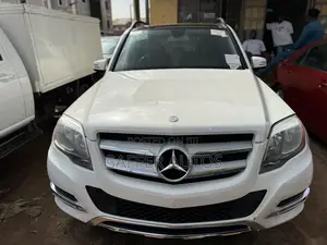 Mercedes-Benz GLK-Class 350 4MATIC 2014 White