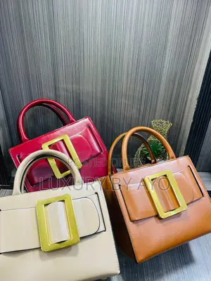 Medium Boyy Bag