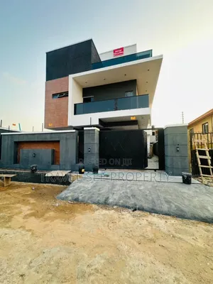 Furnished 5bdrm Duplex in Private Estate, GRA Phase 1 for sale