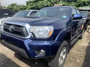 Toyota Tacoma V6 4dr Double Cab 4WD 5.0 ft. SB (4.0L 6cyl 5A) 2015 Blue