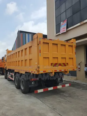 Awoof Trucks
