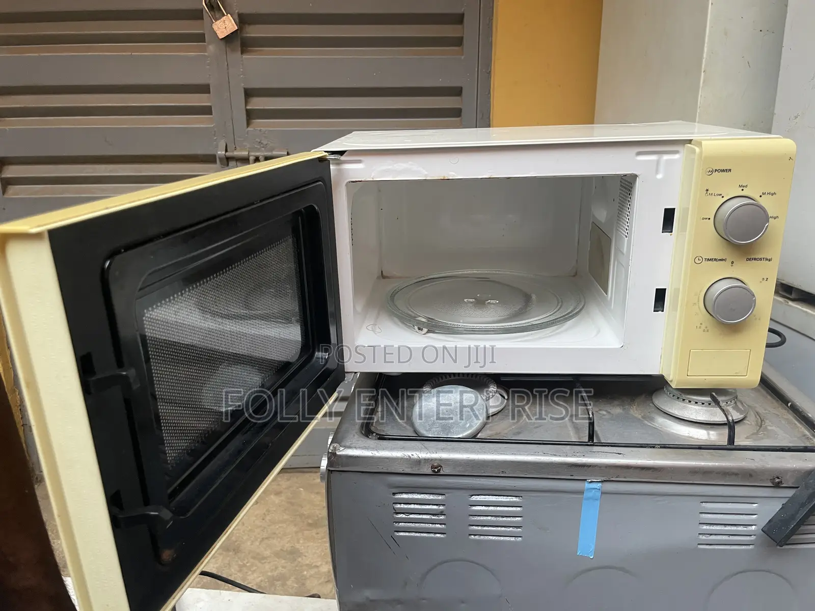 Microwave Oven
