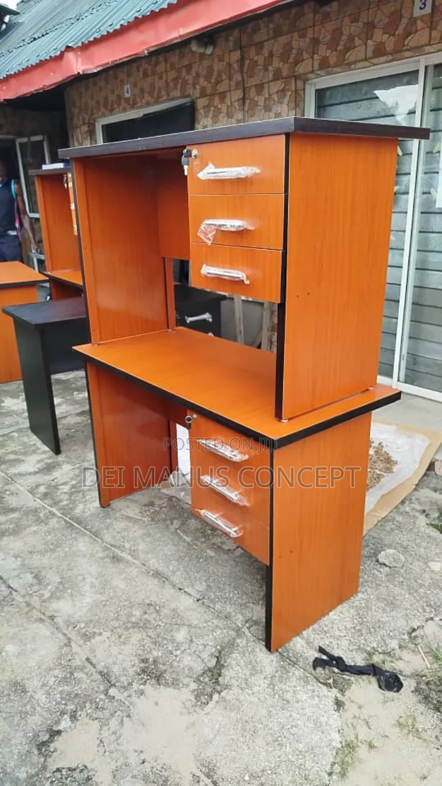 Cheap Office Table With 3 Drawers