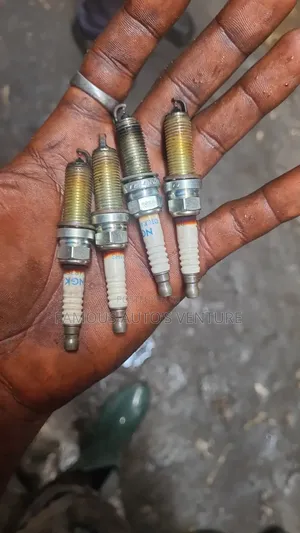 Original 14 Engine Plug