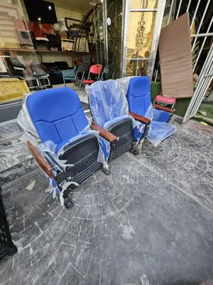 Auditorium 3 Seaters Chairs With Writing Pad