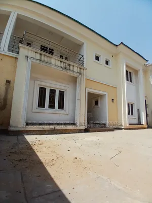 4bdrm Duplex in Guzape District for rent