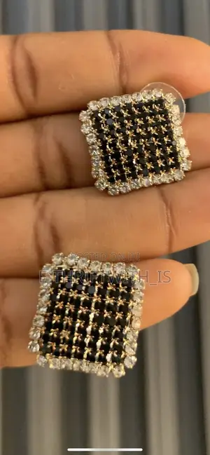 Female Stud Earrings