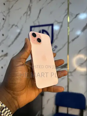 Apple iPhone 15 128 GB