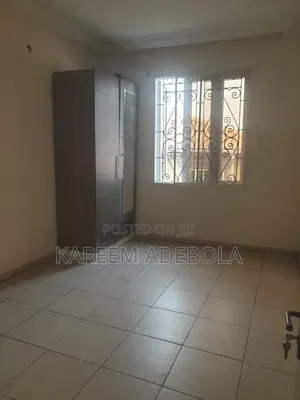 3bdrm Block of Flats in Magodo Phase 2 Gra for rent