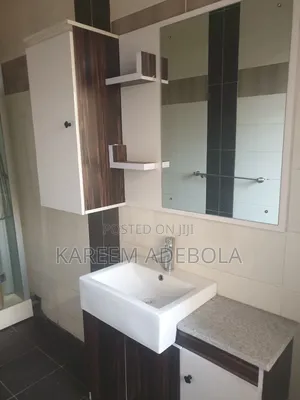 3bdrm Block of Flats in Magodo Phase 2 Gra for rent