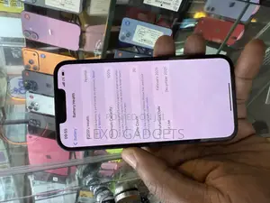 Apple iPhone 16e 128 GB Black
