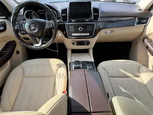 Mercedes-Benz GLE-Class 2017 Gray