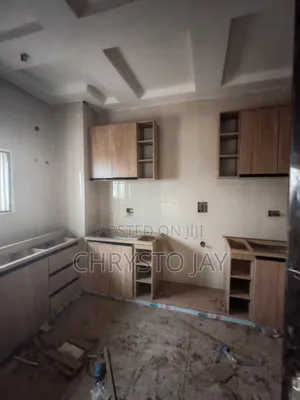 3bdrm Block of Flats in Jahi for sale
