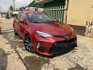 Toyota Corolla XSE (1.8L 4cyl 2A) 2018 Red