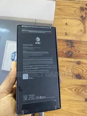 New Samsung Galaxy Z Flip6 512 GB Green