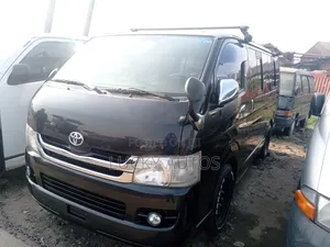 Toyota HiAce 2012 Black