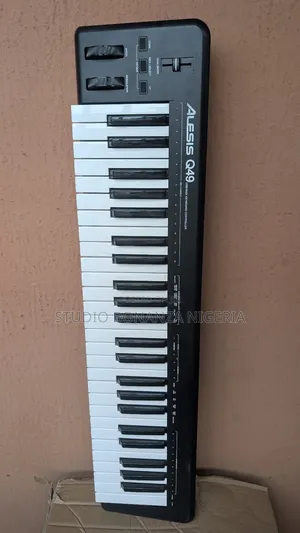 Alesis Q49 Studio Midi Keyboard