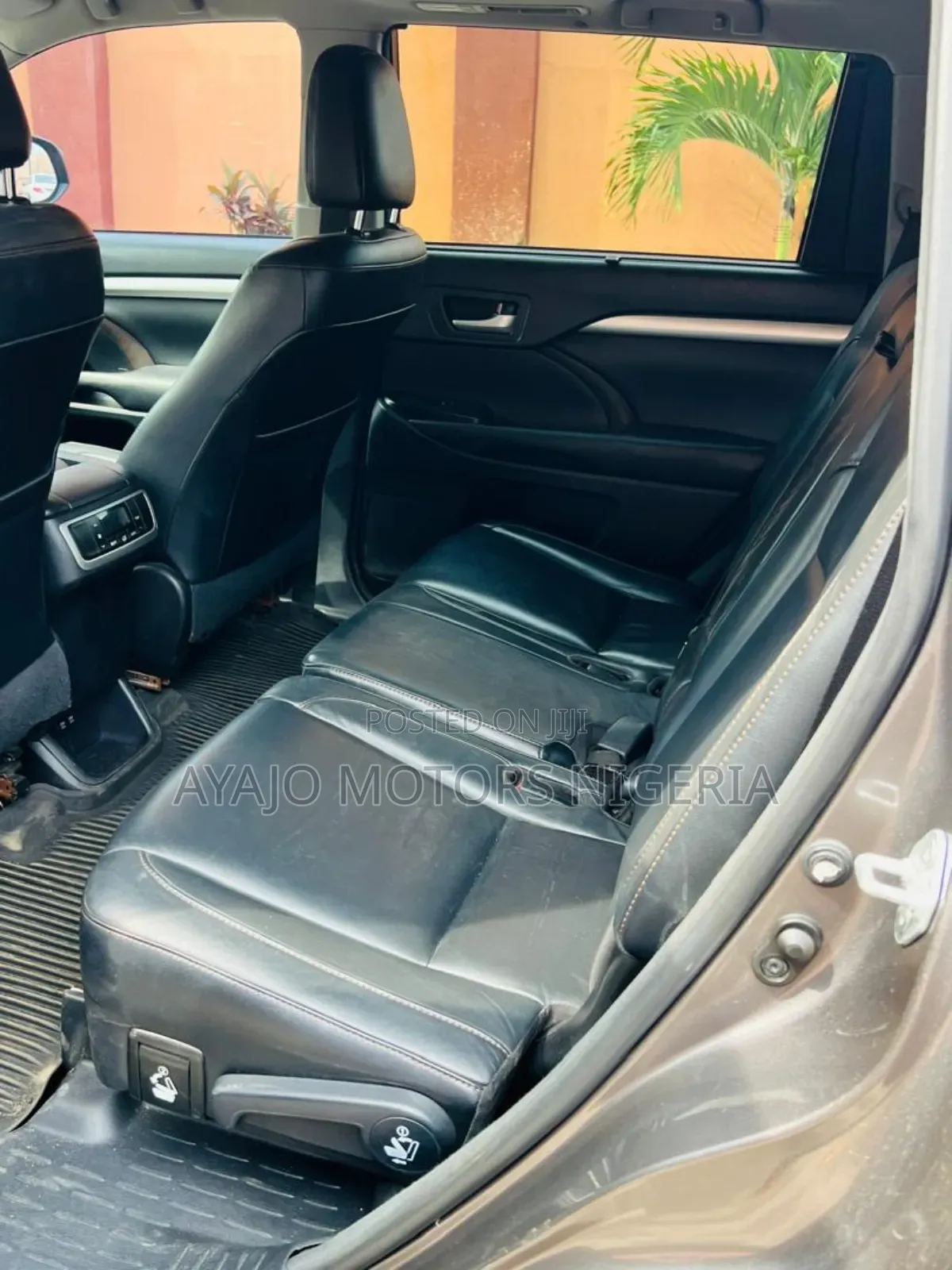 Toyota Highlander 2017 Brown