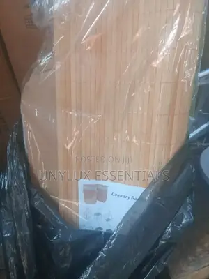 Bamboo Laundry Hamper With Lid