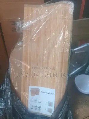 Bamboo Laundry Hamper With Lid