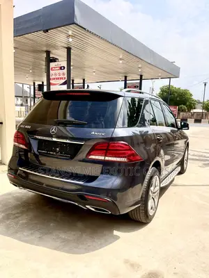 Mercedes-Benz GLE-Class GLE 400 4MATIC 2016 Gray