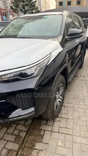 New Toyota Fortuner 2025 Black