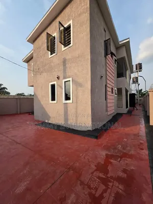 2bdrm Block of Flats in Port-Harcourt for rent
