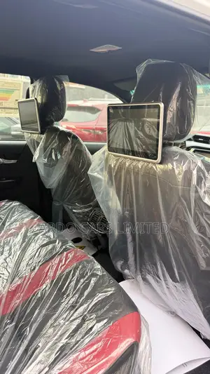 New Toyota Hilux 2025 Black