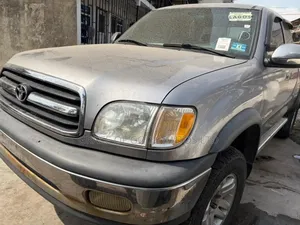 Toyota Tundra SR5 Access Cab 4x4 2004 Gold
