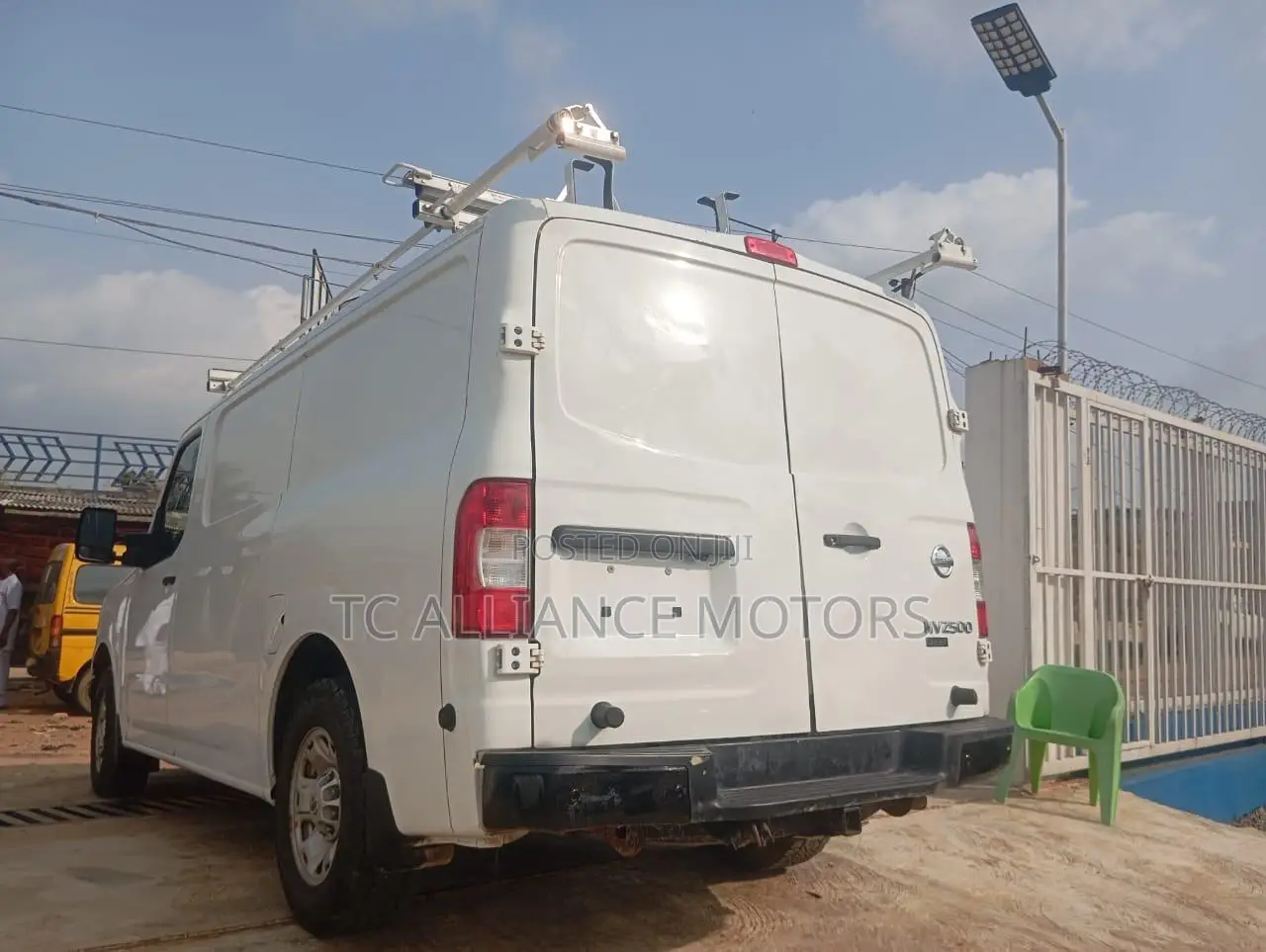 Nissan NV200 2017 White