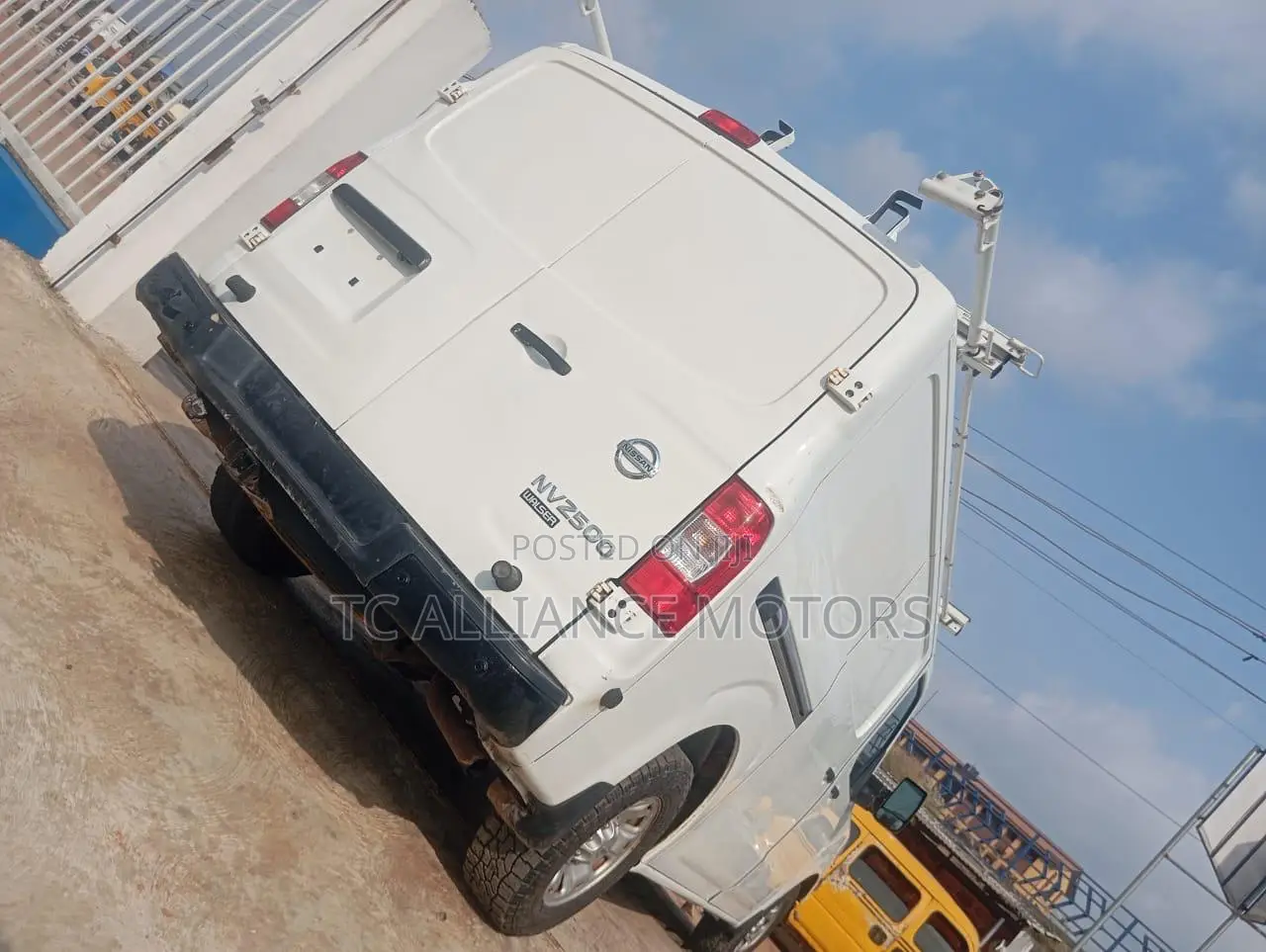 Nissan NV200 2017 White