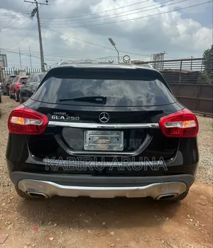 Mercedes-Benz GLA 250 2018 Black