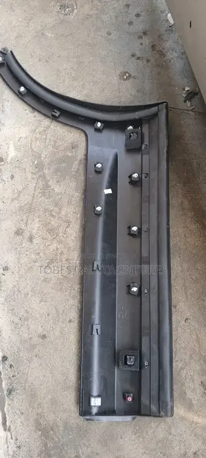 Hyundai Santa Fe Grand 2014 Back Door Chrome