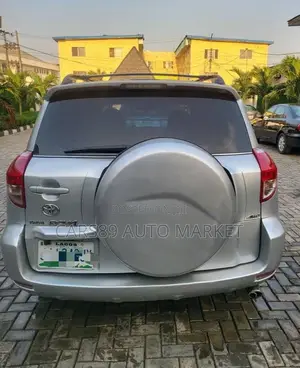 Toyota RAV4 2008 Silver