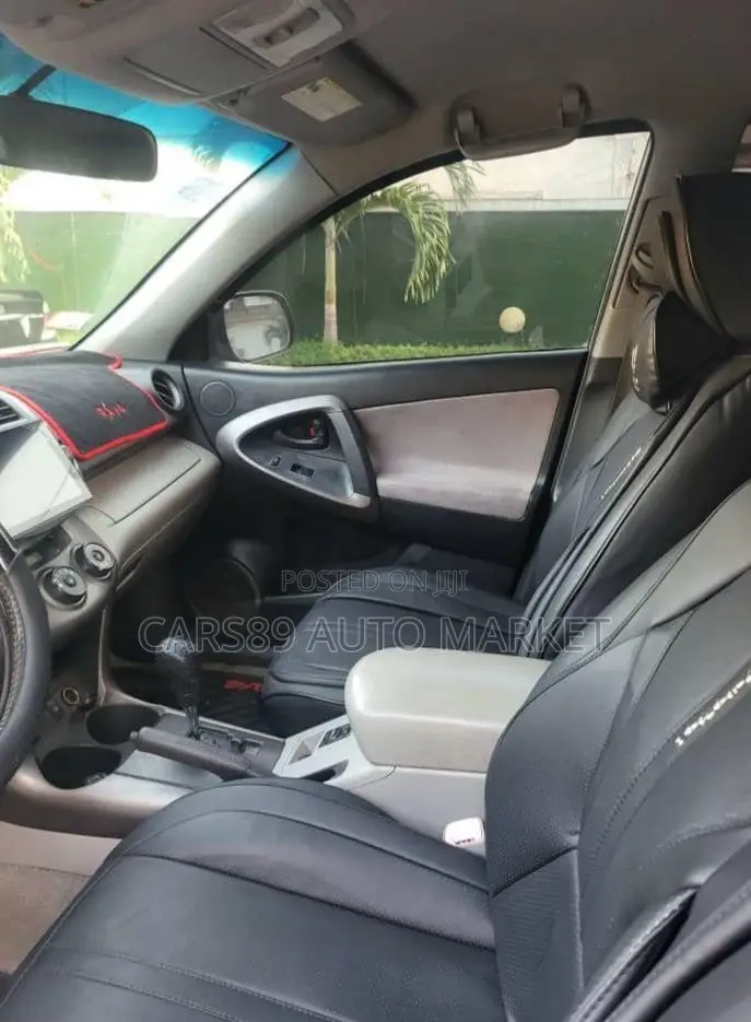 Toyota RAV4 2008 Silver