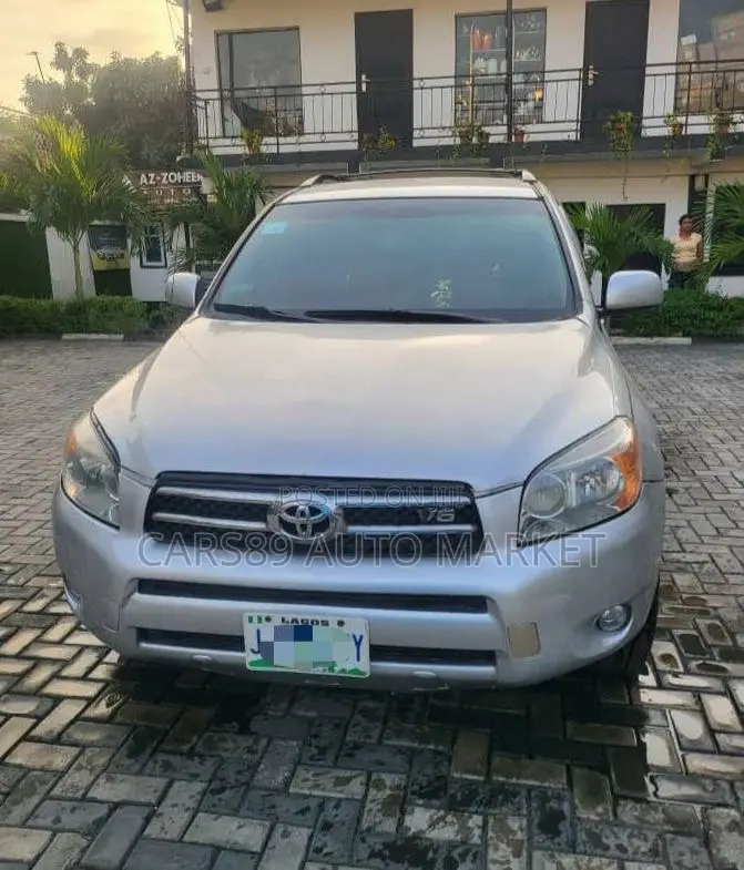 Toyota RAV4 2008 Silver