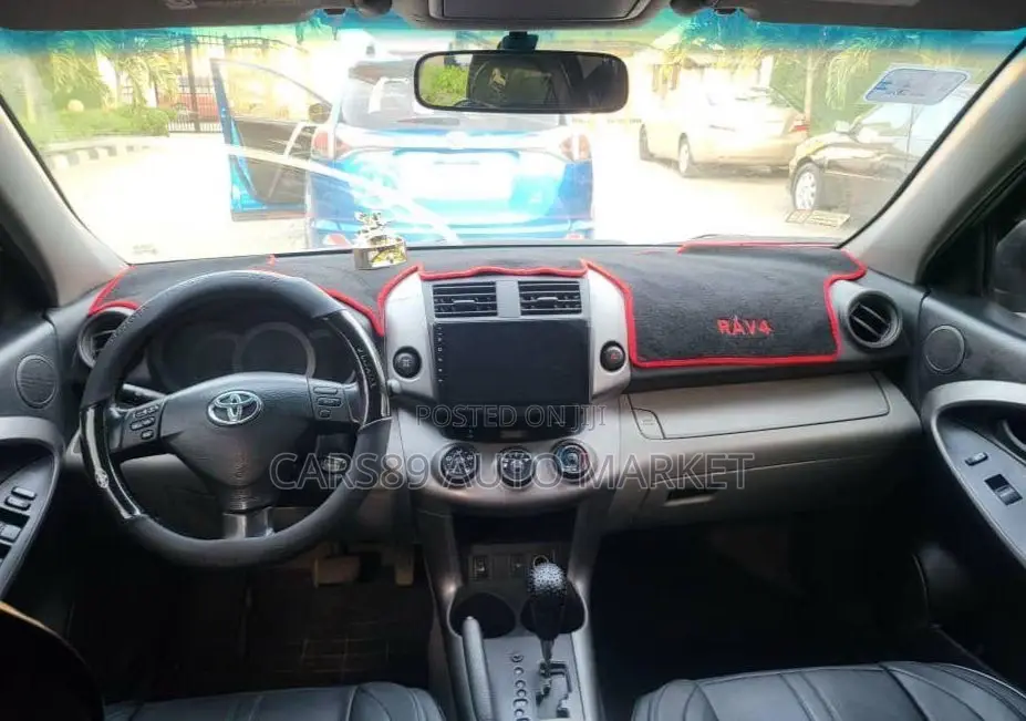 Toyota RAV4 2008 Silver