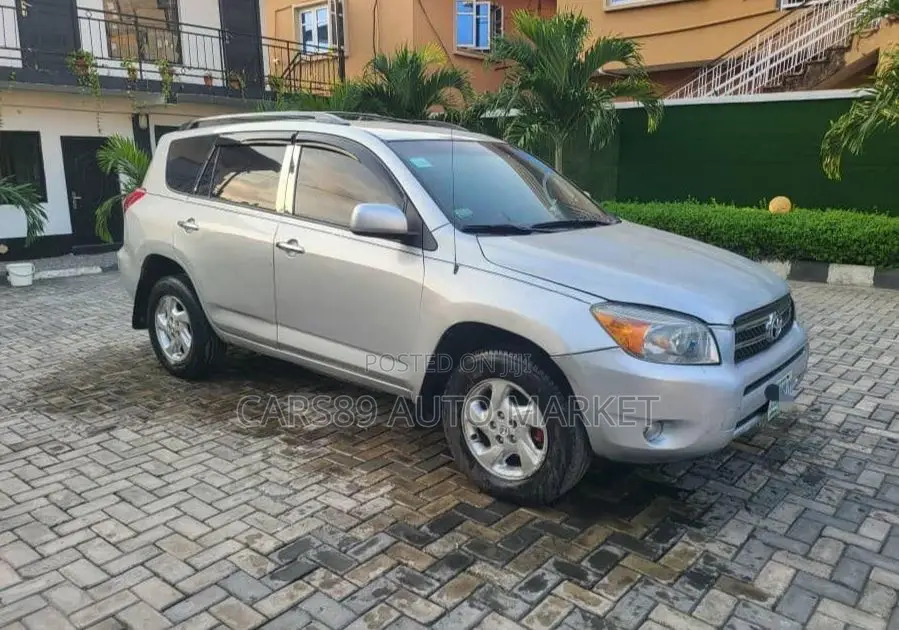 Toyota RAV4 2008 Silver