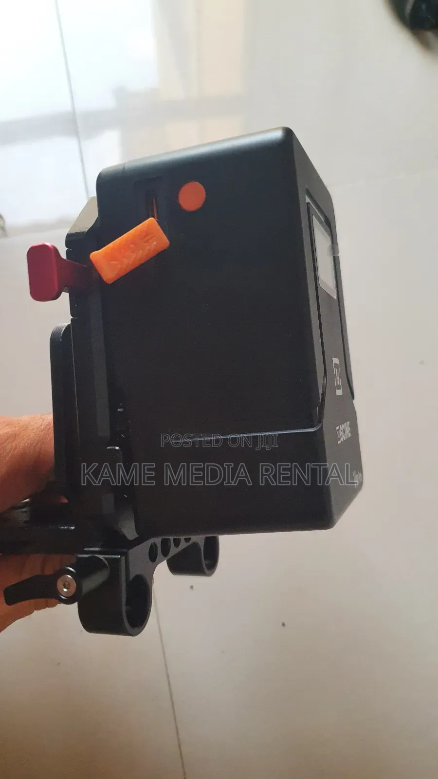 V Mount Battery and v Mount Plate for Rent