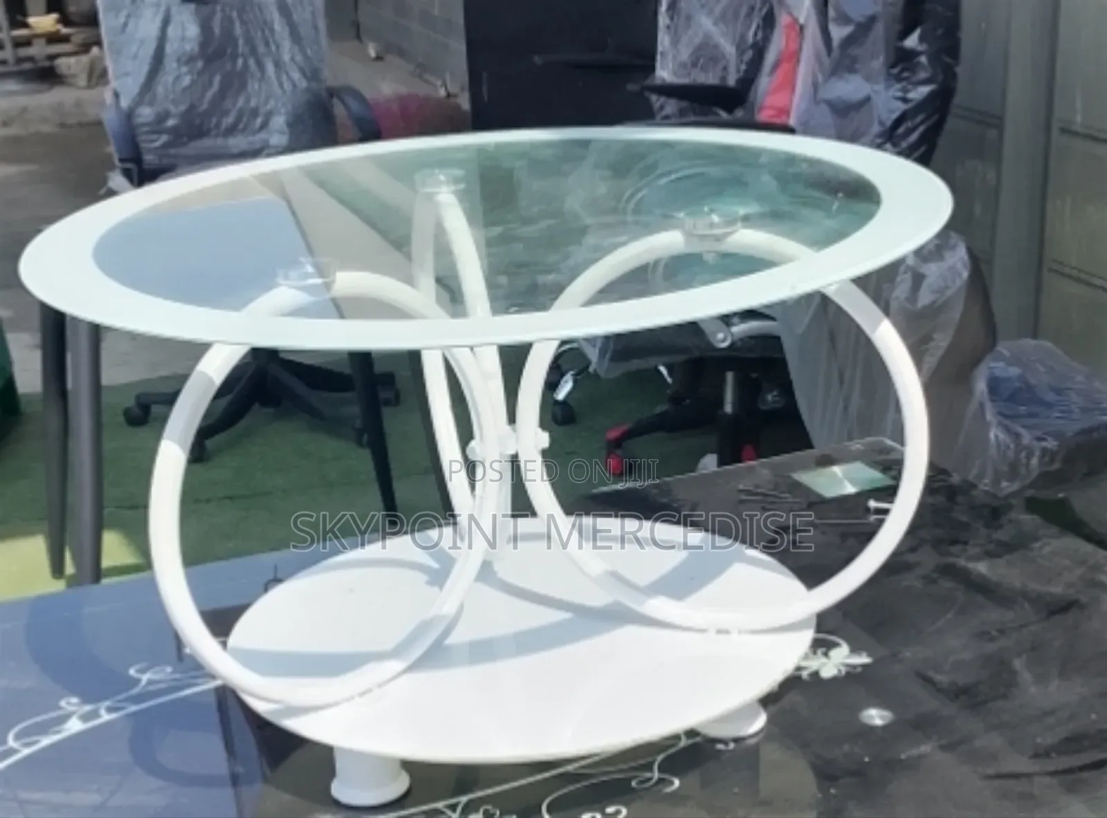 Flowering Glass Side Stool
