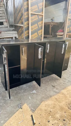 Wellsecluded 3 by 6 Kitchen Cabinet